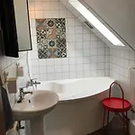Viktoria Apartment *
