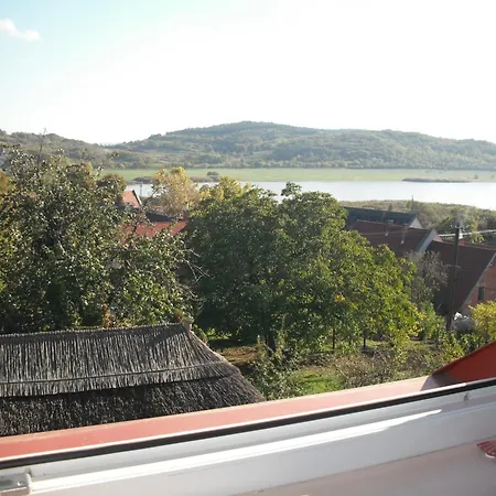 Apartament Viktoria Tihany