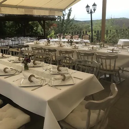 Apartament Viktoria Tihany