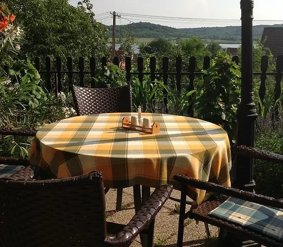 Viktoria Apartment Tihany